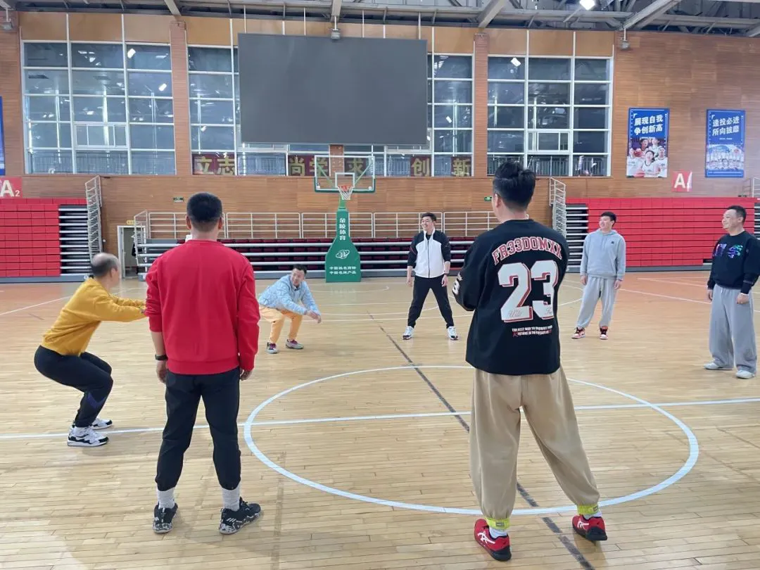 哪里有针对青少年的篮球声誉培养计划_1